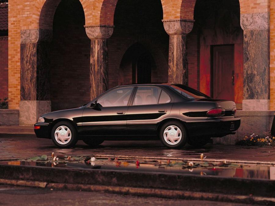  Geo Prizm 1993 года  (фото 4 из 7)